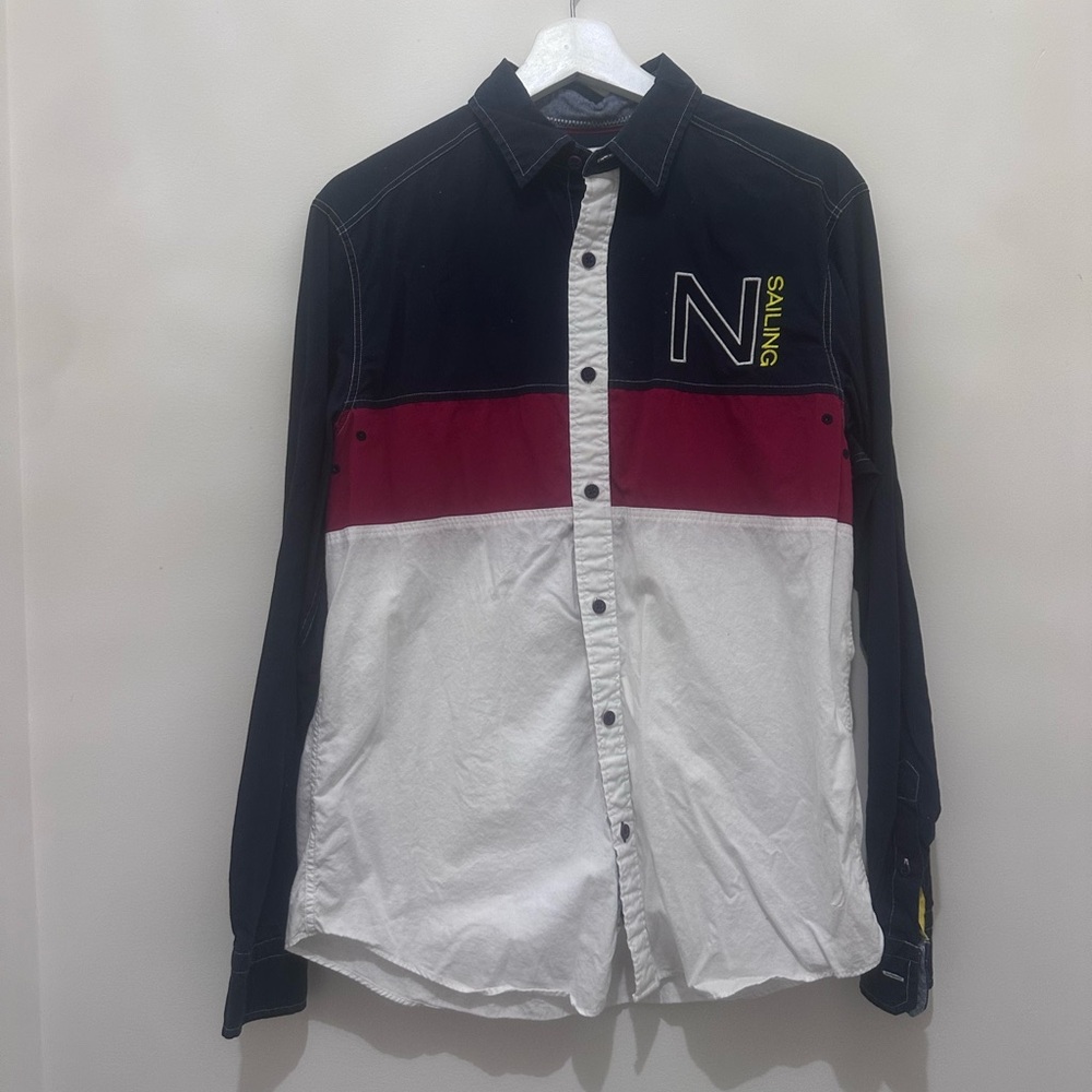 Men’s long sleeve náutica shirt